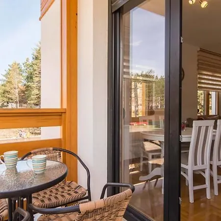 Apartment Veselinovic *